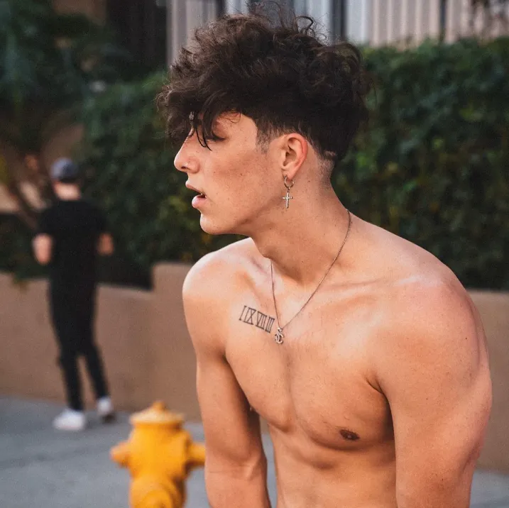 Tayler Holder Age, Biography, Net Worth, Career & Life Story (2025 Update)